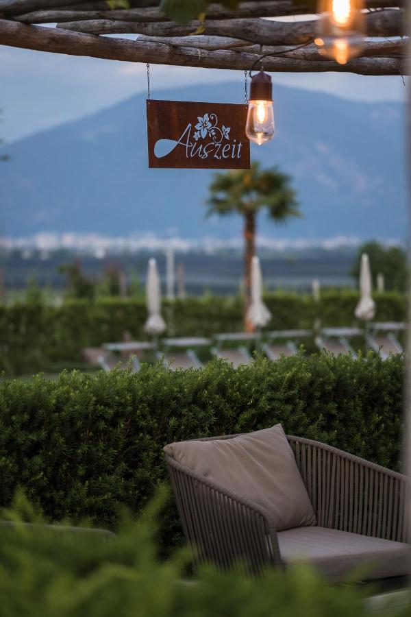 Hotel Garni Sonngart Andrian Kültér fotó