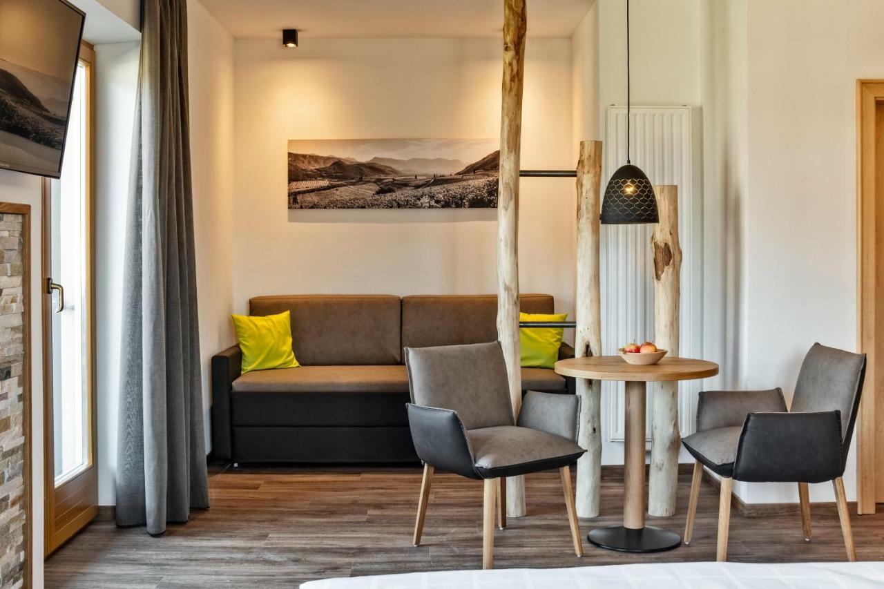 Hotel Garni Sonngart Andrian Kültér fotó