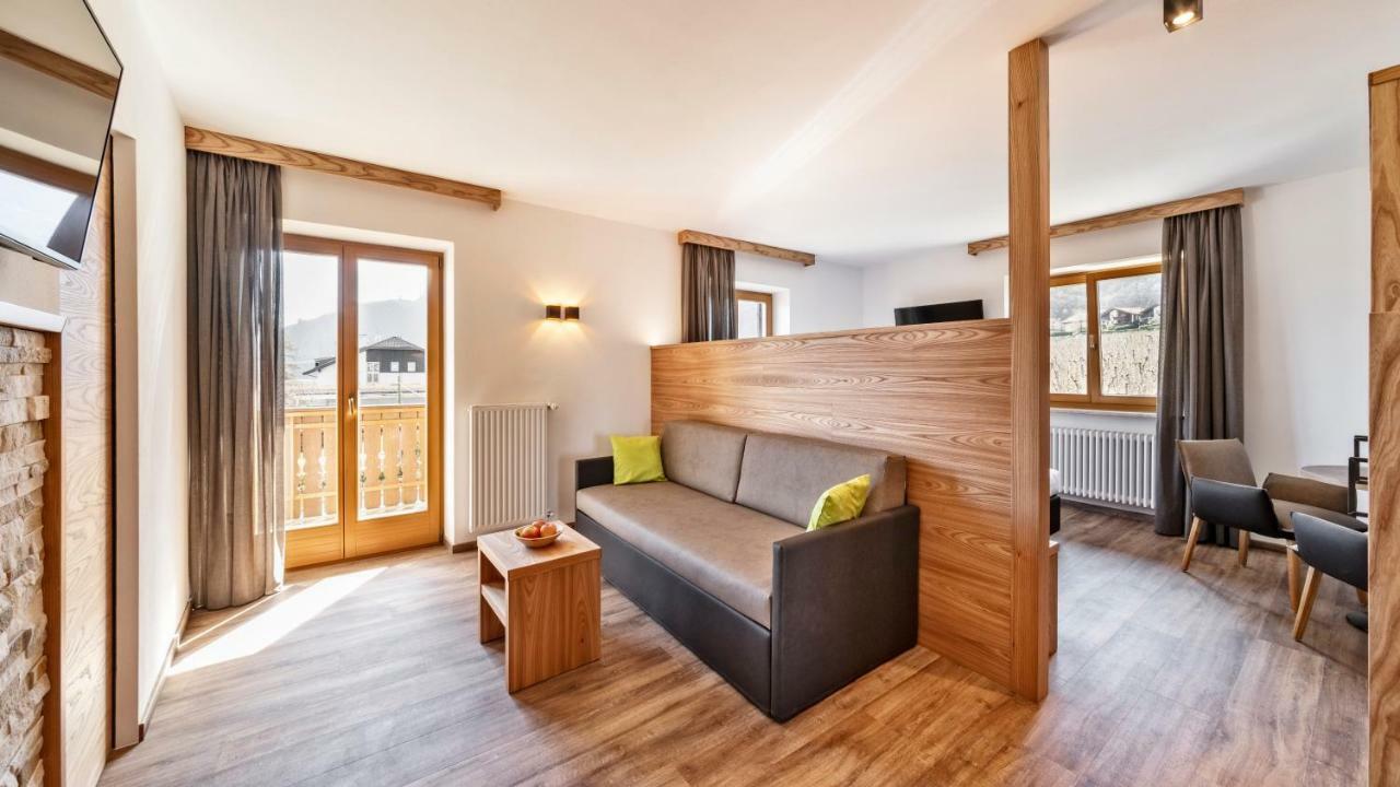 Hotel Garni Sonngart Andrian Kültér fotó