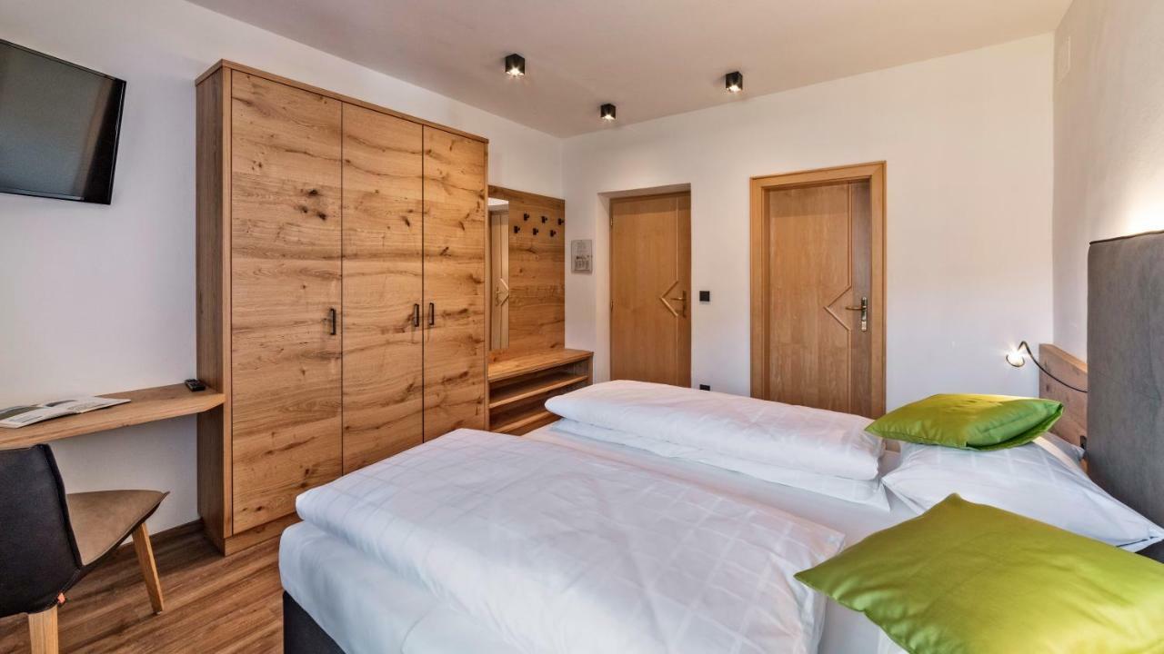 Hotel Garni Sonngart Andrian Kültér fotó