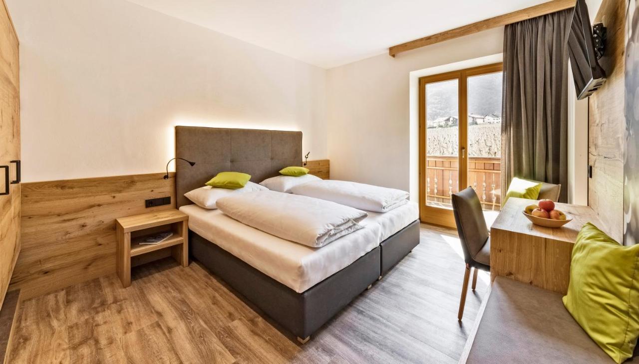Hotel Garni Sonngart Andrian Kültér fotó