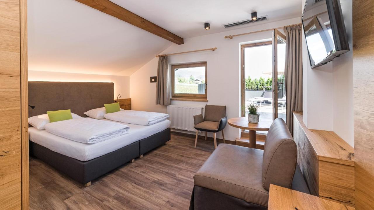 Hotel Garni Sonngart Andrian Kültér fotó